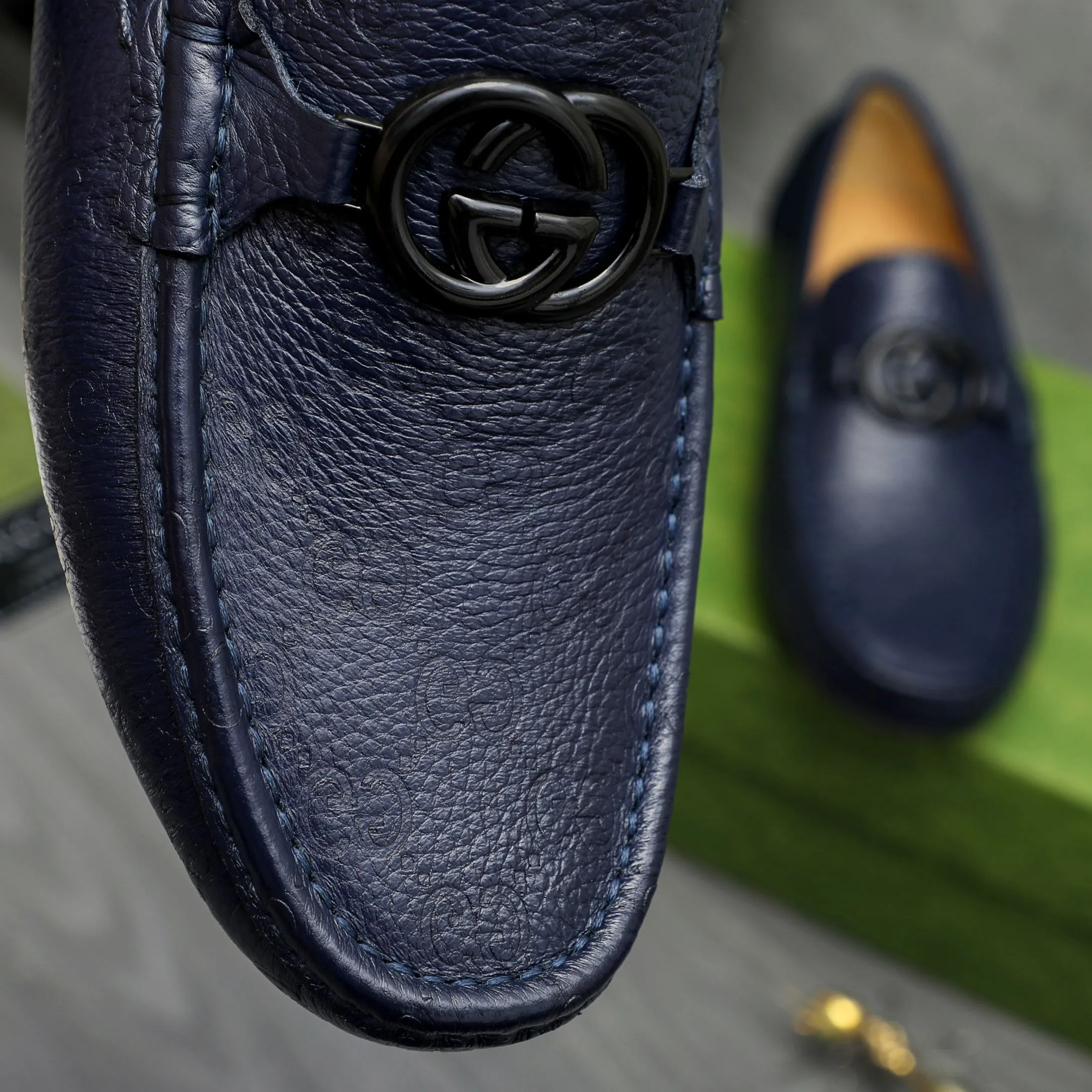 Men's shoes💰p420 Product trademark: GUCCI (Gucci) casual slip-on men's shoes Regular size: 38-44 Product material: Selected pebbled cowhide embossed upper, sheepskin lining, rubber outsole